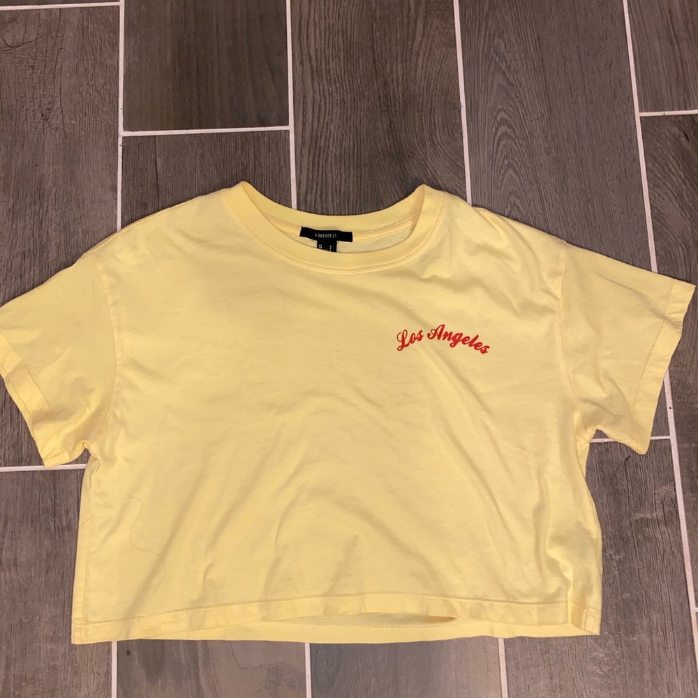 Cropped tee